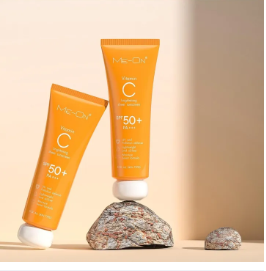 ME-ON Vitamin C SUNSCREEN (SPF 50+, PA+++)