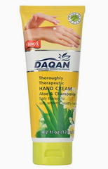 Daqan Skincare Aloe Vera and Chamomile Anti-Wrinkle Moisturizing Hand Cream for Dry Skin