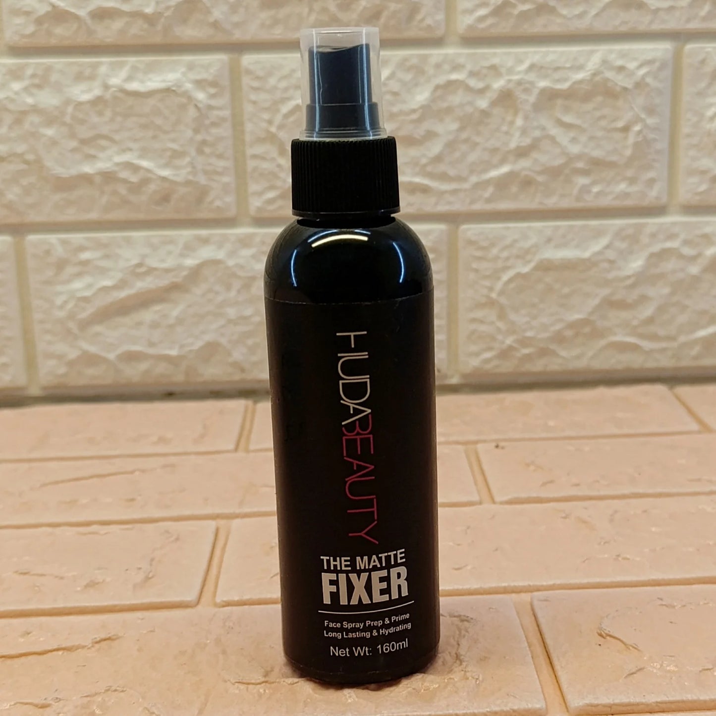 Huda Beauty Makeup Setting Spray & Makeup Fixer